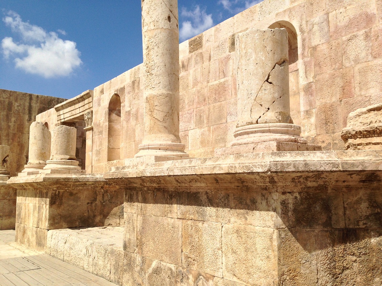 The Mystery of the Lost Civilizations of the Mediterranean